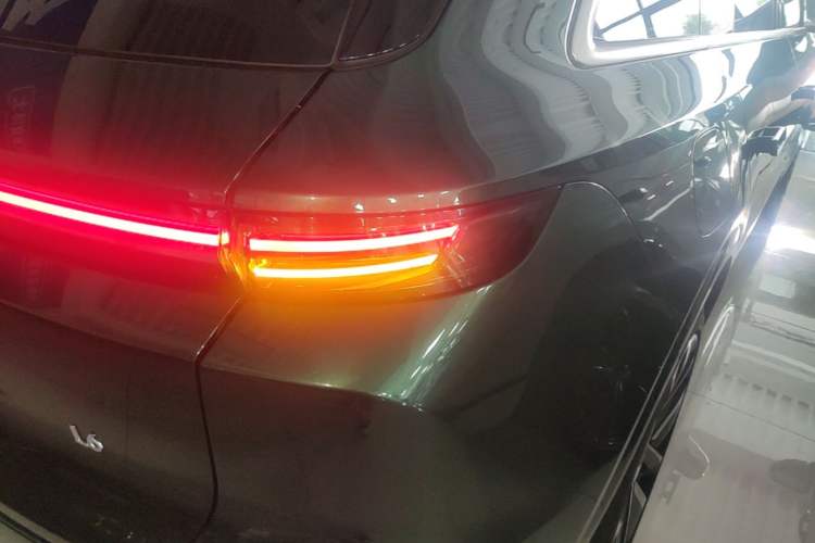 Used Li Auto L6 2024 Pro Model Exterior 3
