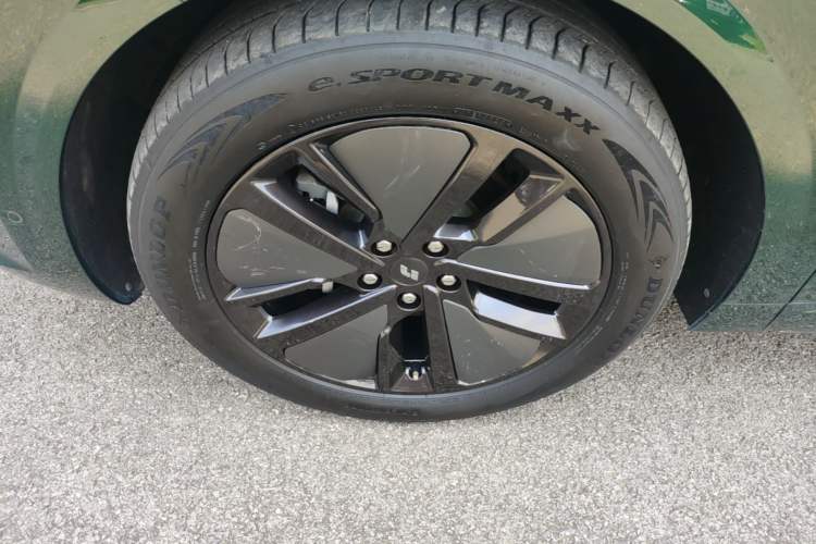 Used Li Auto L6 2024 Max Exterior 4