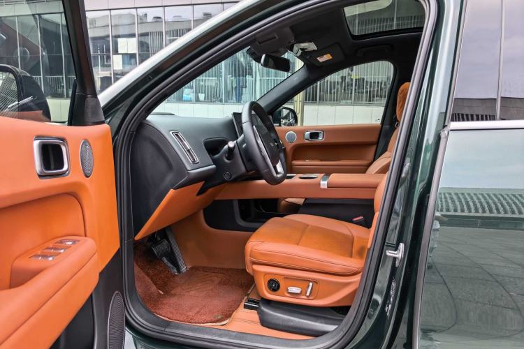 Used Li Auto L6 2024 Pro Model Interior 1