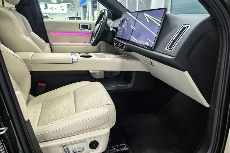Used Li Auto L6 2024 Max Interior 4