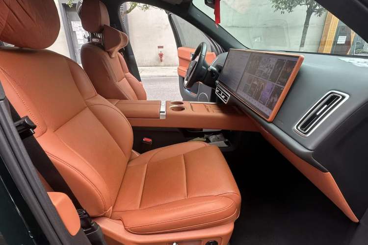 Used Li Auto L6 2024 Pro Model Interior 6