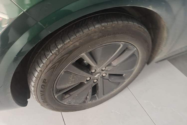 Used Li Auto L6 2024 Pro Model Left Front Wheel Hub