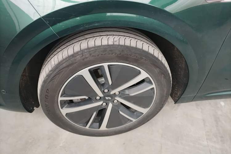 Used Li Auto L6 2024 Max Left Front Wheel Hub