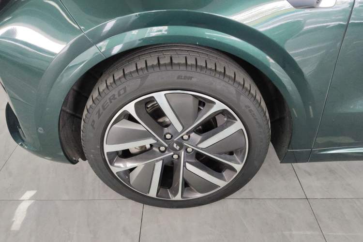 Used Li Auto L6 2024 Max Left Front Wheel Hub