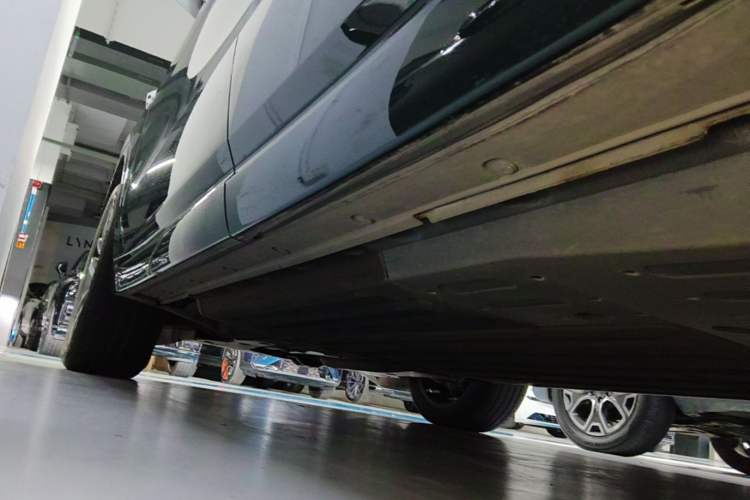 Used Li Auto L6 2024 Pro Model Left Side Sill