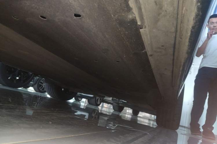 Used Li Auto L6 2024 Pro Model Left Side Sill
