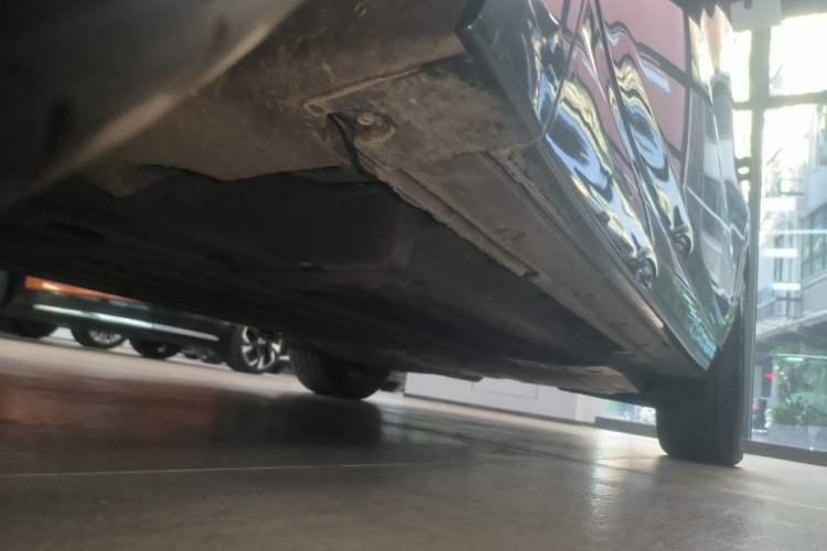 Used Li Auto L6 2024 Pro Model Left Side Sill
