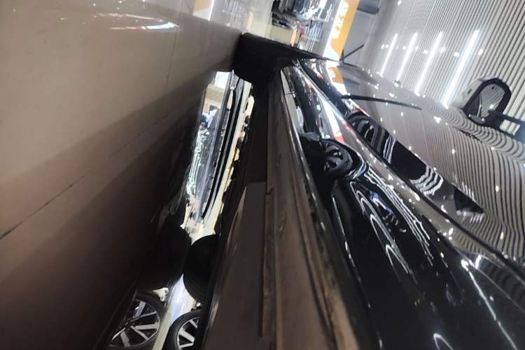 Used Li Auto L6 2024 Pro Model Left Side Sill