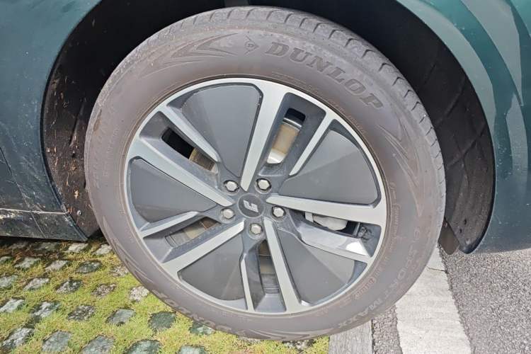 Used Li Auto L6 2024 Max Right Front Wheel Hub