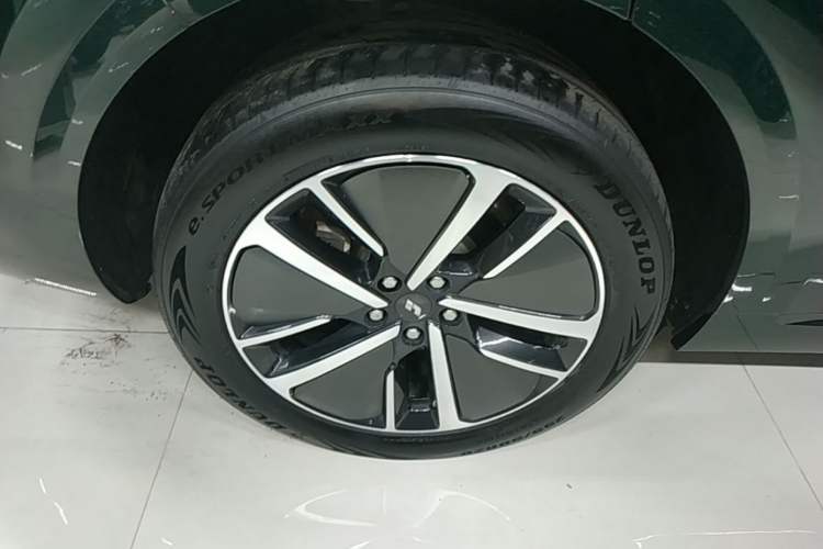 Used Li Auto L6 2024 Pro Model Right Rear Wheel Hub