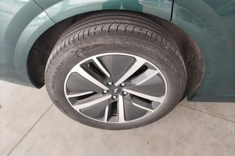 Used Li Auto L6 2024 Max Right Rear Wheel Hub