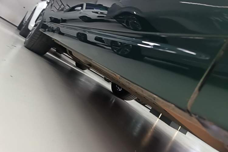 Used Li Auto L6 2024 Pro Model Right Side Sill