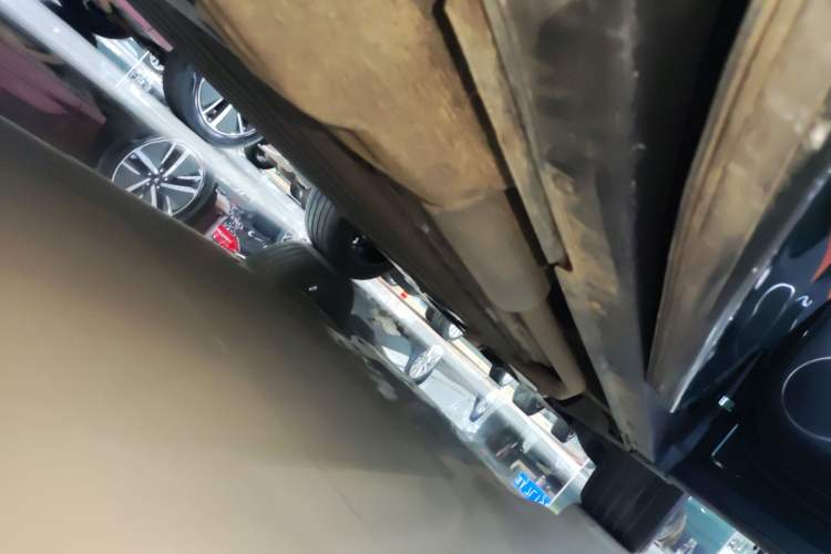 Used Li Auto L6 2024 Pro Model Right Side Sill