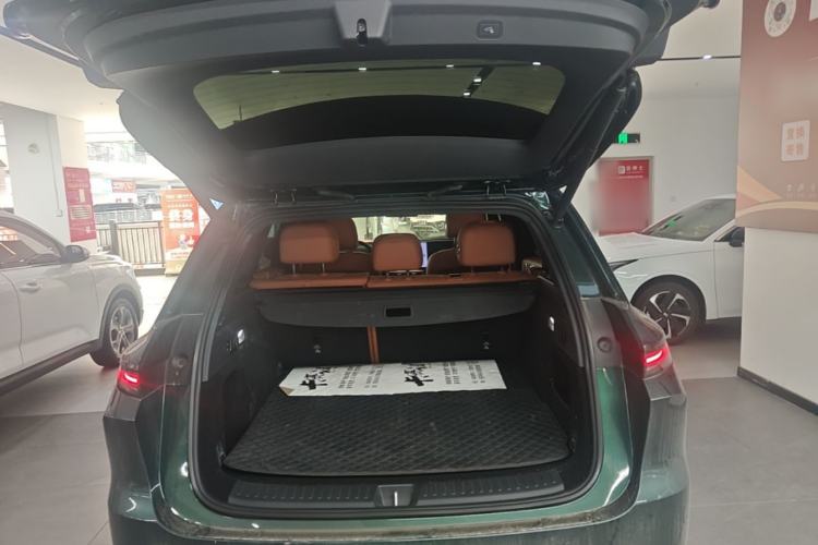 Used Li Auto L6 2024 Pro Model Trunk