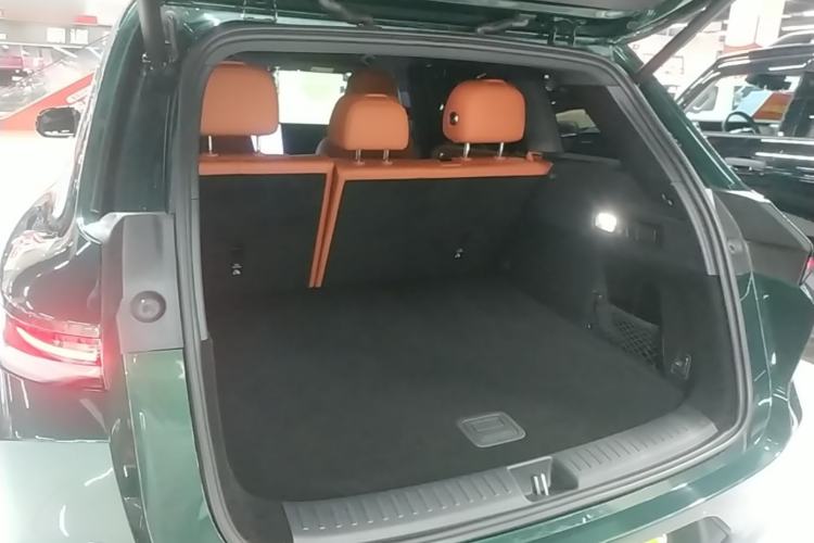 Used Li Auto L6 2024 Pro Model Trunk