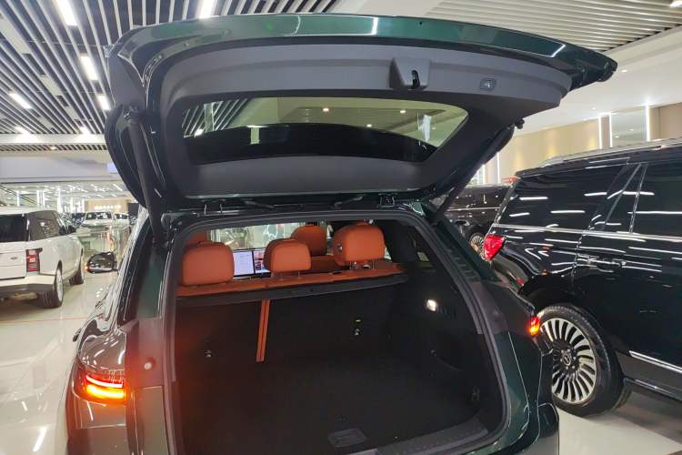 Used Li Auto L6 2024 Pro Model Trunk