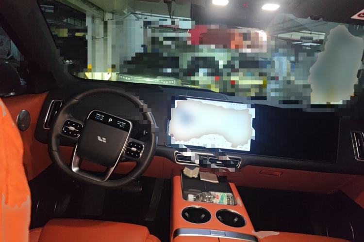 Used Li Auto L6 2024 Max Center Console