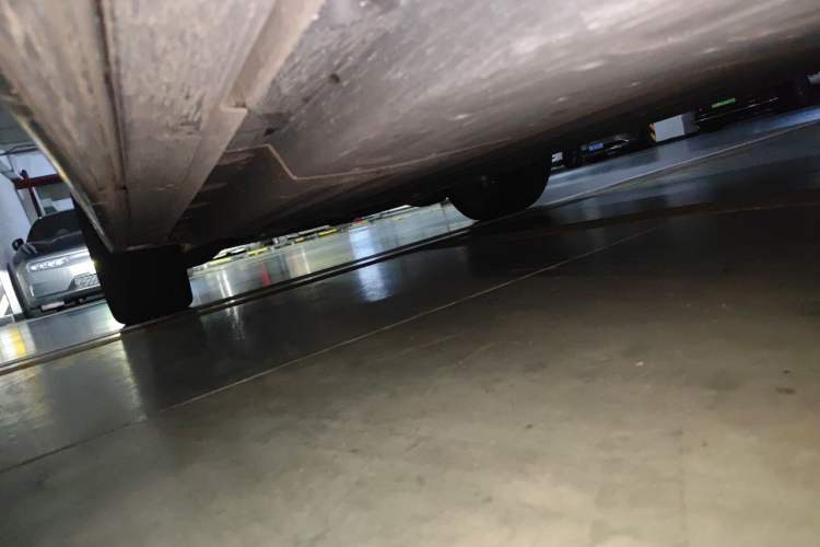 Used Li Auto L6 2024 Max Chassis Rear Left