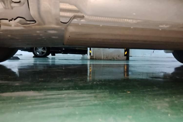 Used Li Auto L6 2024 Max Chassis Rear Right