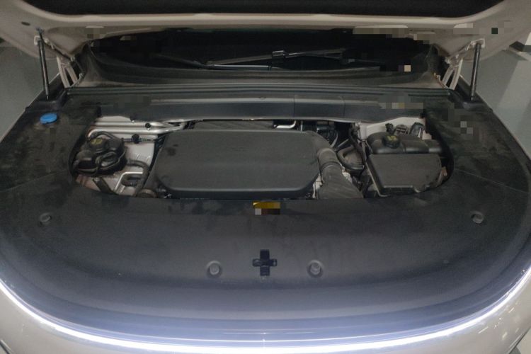 Used Li Auto L6 2024 Pro Model Engine Bay