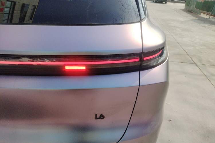 Used Li Auto L6 2024 Pro Model Exterior 3