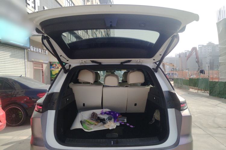 Used Li Auto L6 2024 Pro Model Trunk