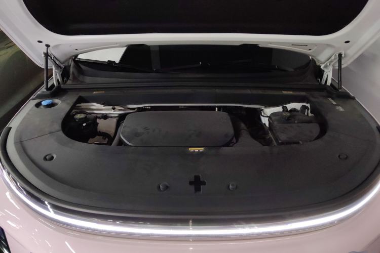 Used Li Auto L6 2024 Pro Model Engine Bay