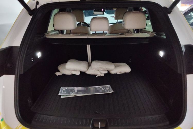 Used Li Auto L6 2024 Pro Model Trunk
