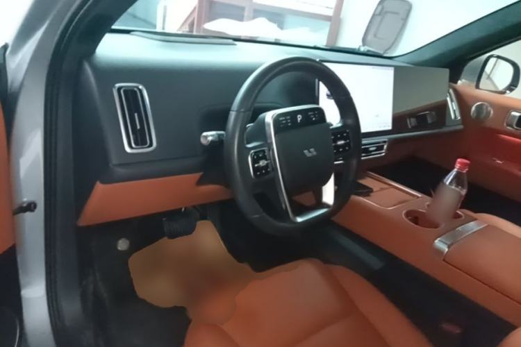 Used Li Auto L6 2024 Pro Model Center Console
