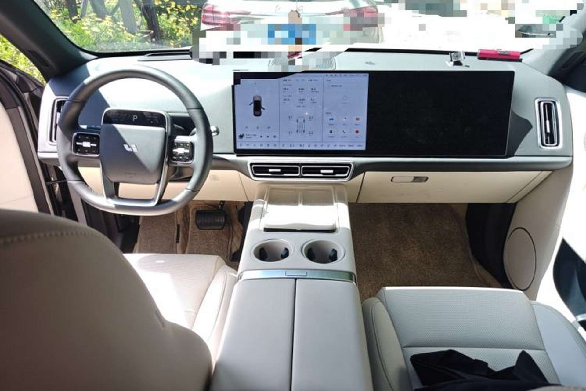 Used Li Auto L6 2024 Max Center Console