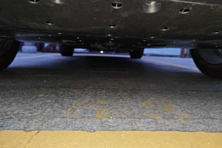 Used Li Auto L6 2024 Pro Model Chassis Front
