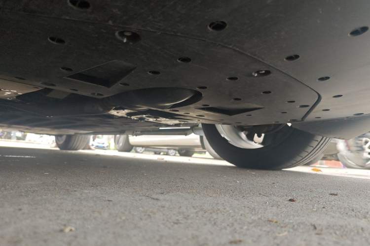 Used Li Auto L6 2024 Pro Model Chassis Front Left