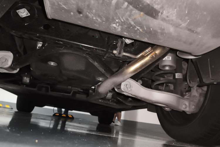 Used Li Auto L6 2024 Max Chassis Rear
