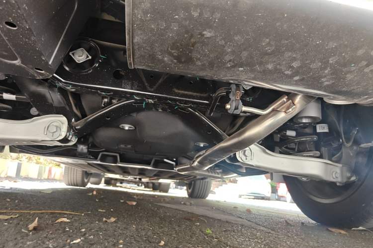 Used Li Auto L6 2024 Max Chassis Rear