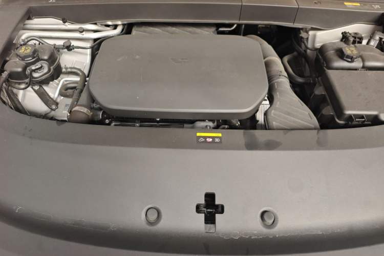 Used Li Auto L6 2024 Pro Model Engine Bay
