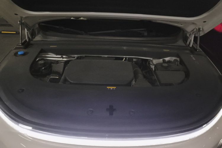 Used Li Auto L6 2024 Max Engine Bay