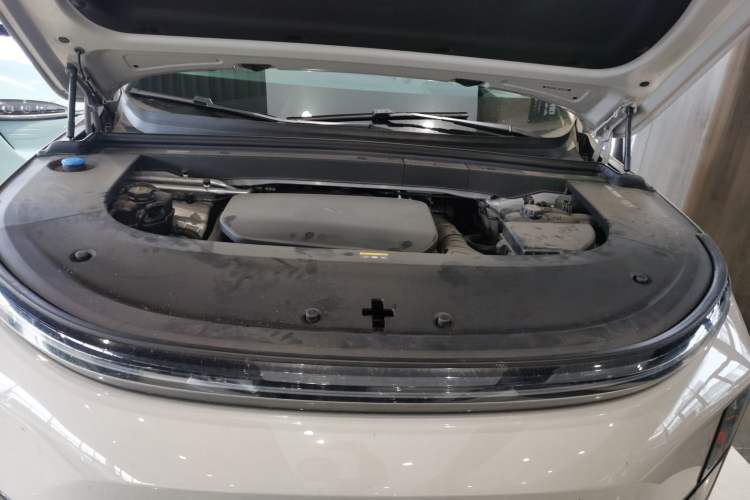 Used Li Auto L6 2024 Max Engine Bay
