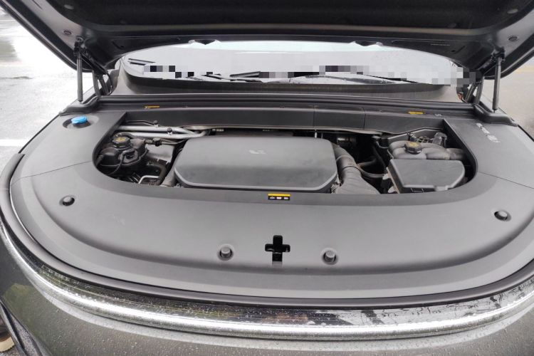 Used Li Auto L6 2024 Pro Model Engine Bay