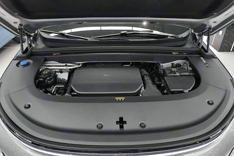 Used Li Auto L6 2024 Max Engine Bay