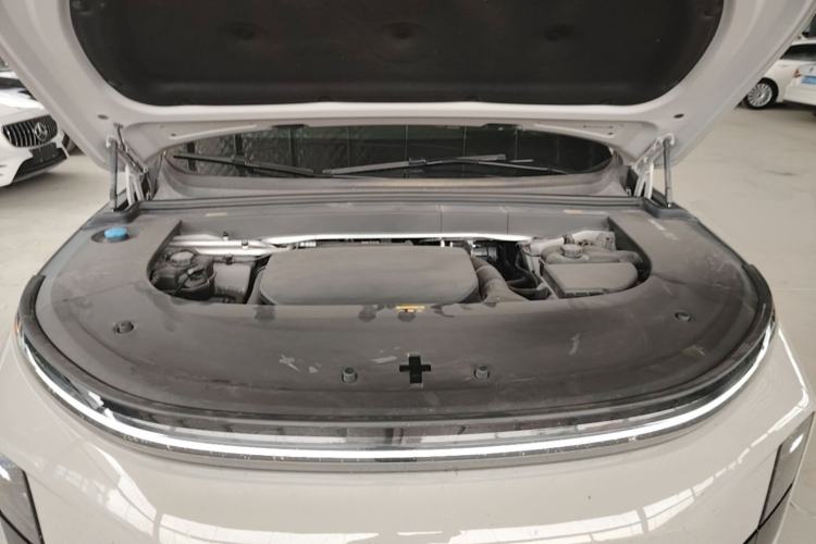 Used Li Auto L6 2024 Max Engine Bay