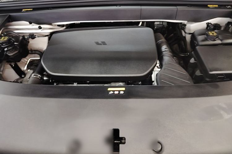 Used Li Auto L6 2024 Max Engine Bay