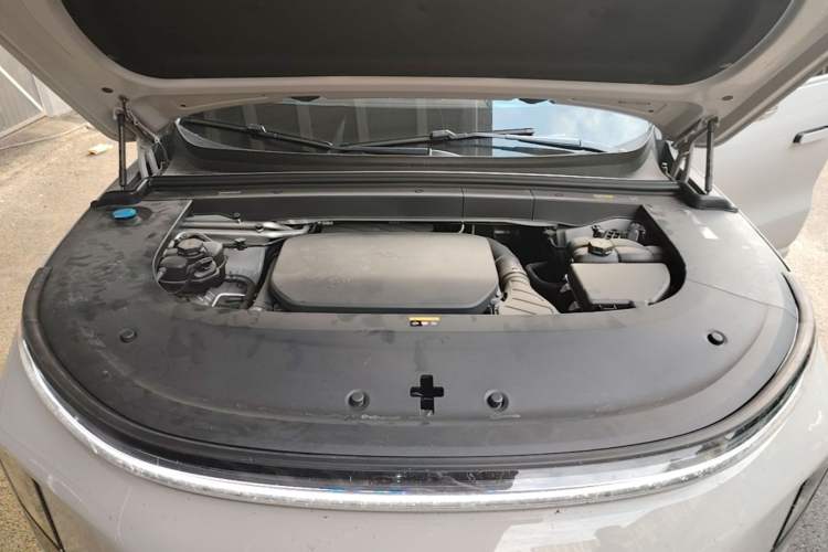Used Li Auto L6 2024 Pro Model Engine Bay