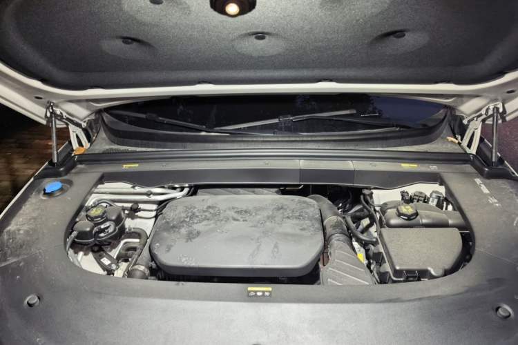 Used Li Auto L6 2024 Pro Model Engine Bay