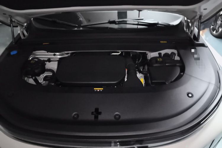Used Li Auto L6 2024 Max Engine Bay