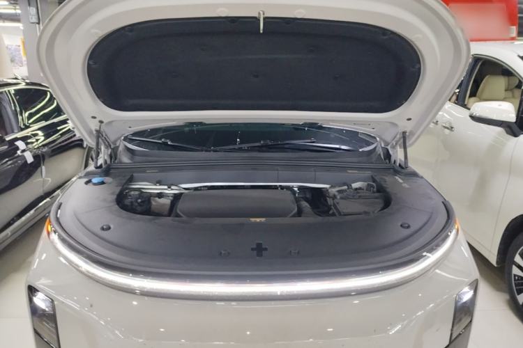 Used Li Auto L6 2024 Max Engine Bay