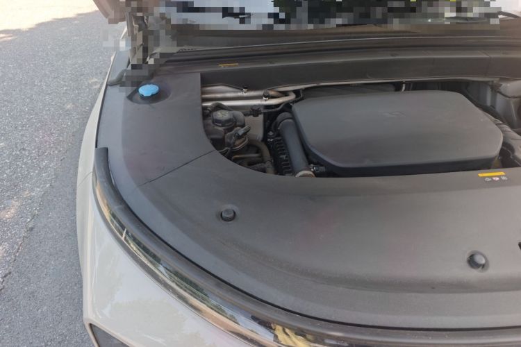Used Li Auto L6 2024 Pro Model Engine Bay Right