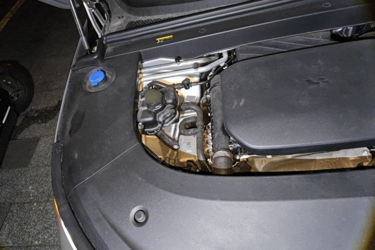 Used Li Auto L6 2024 Pro Model Engine Bay Right
