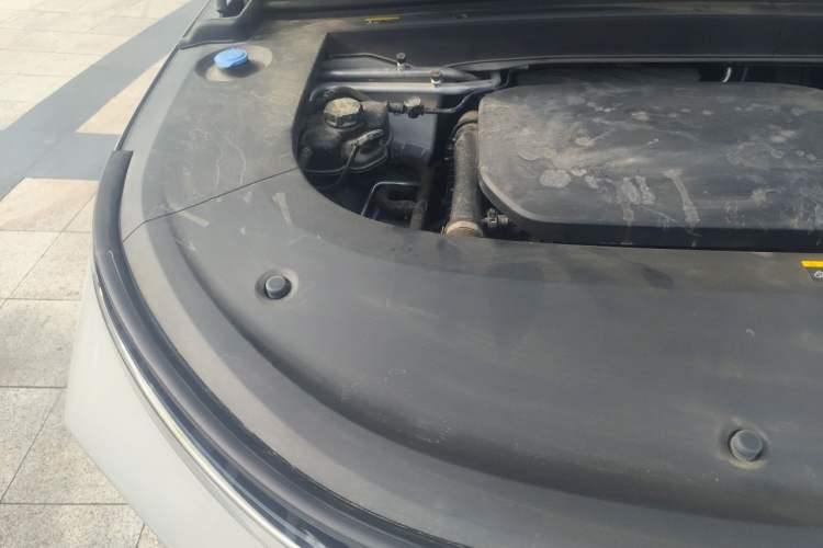 Used Li Auto L6 2024 Pro Model Engine Bay Right