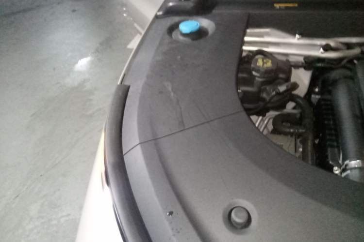 Used Li Auto L6 2024 Max Engine Bay Right