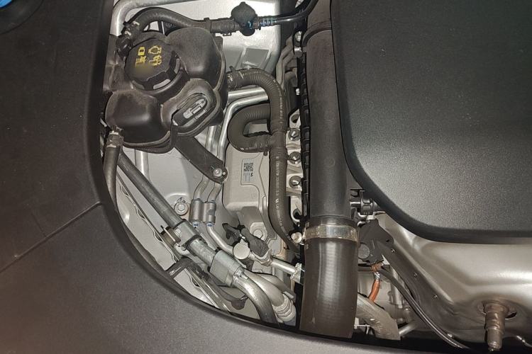 Used Li Auto L6 2024 Pro Model Engine Bay Right